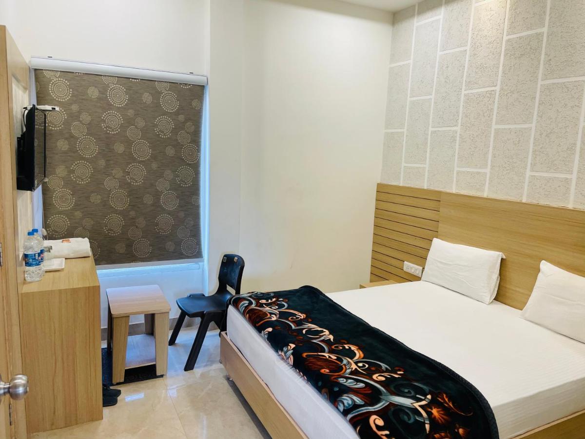 Siddharth Bnb - Near Golden Temple Амритсар Екстериор снимка